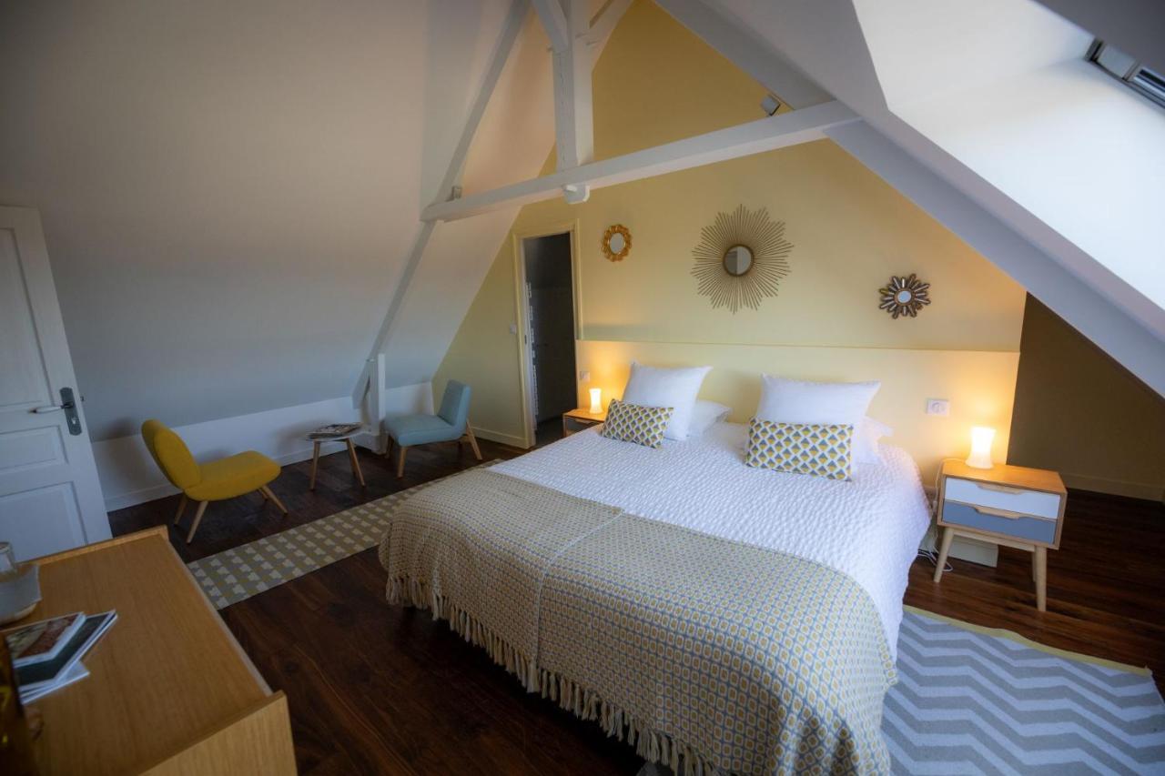 Au Manoir Des Loges Bed & Breakfast Quettreville-sur-Sienne Exterior foto