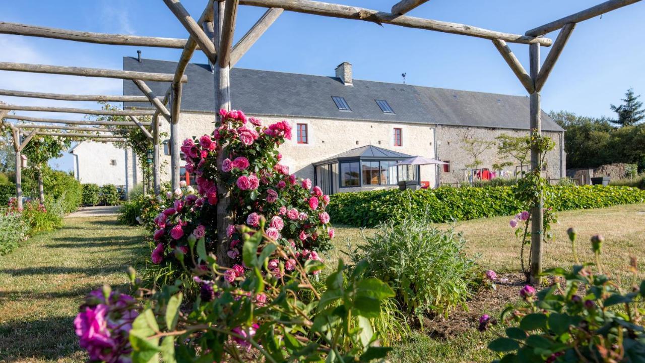 Au Manoir Des Loges Bed & Breakfast Quettreville-sur-Sienne Exterior foto